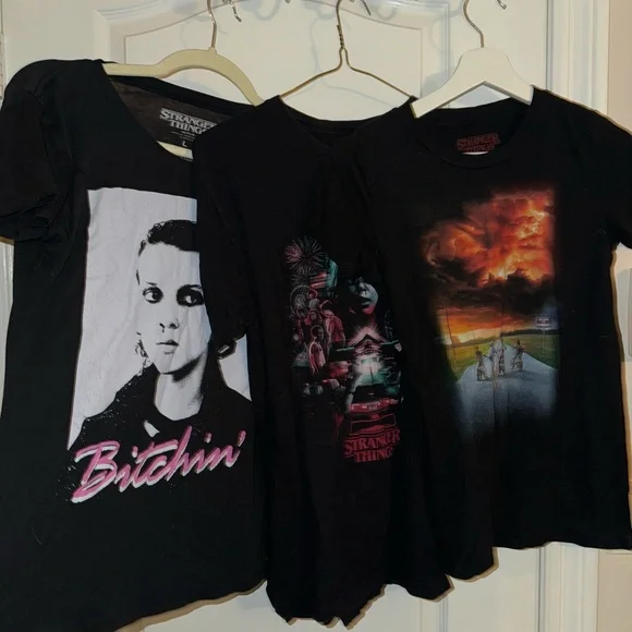 Stranger Things 3 T-Shirt Bundle: Small Medium and Large - Picture 3 of 8